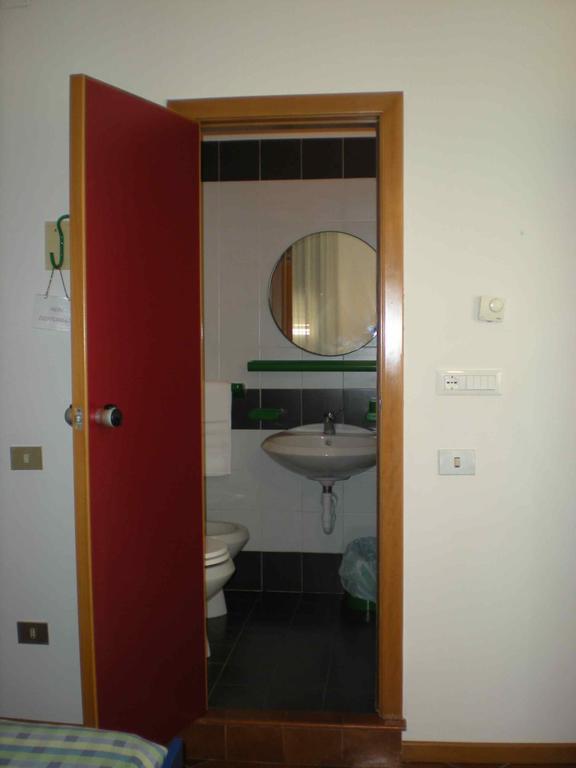Camera Singola con Bagno Privato